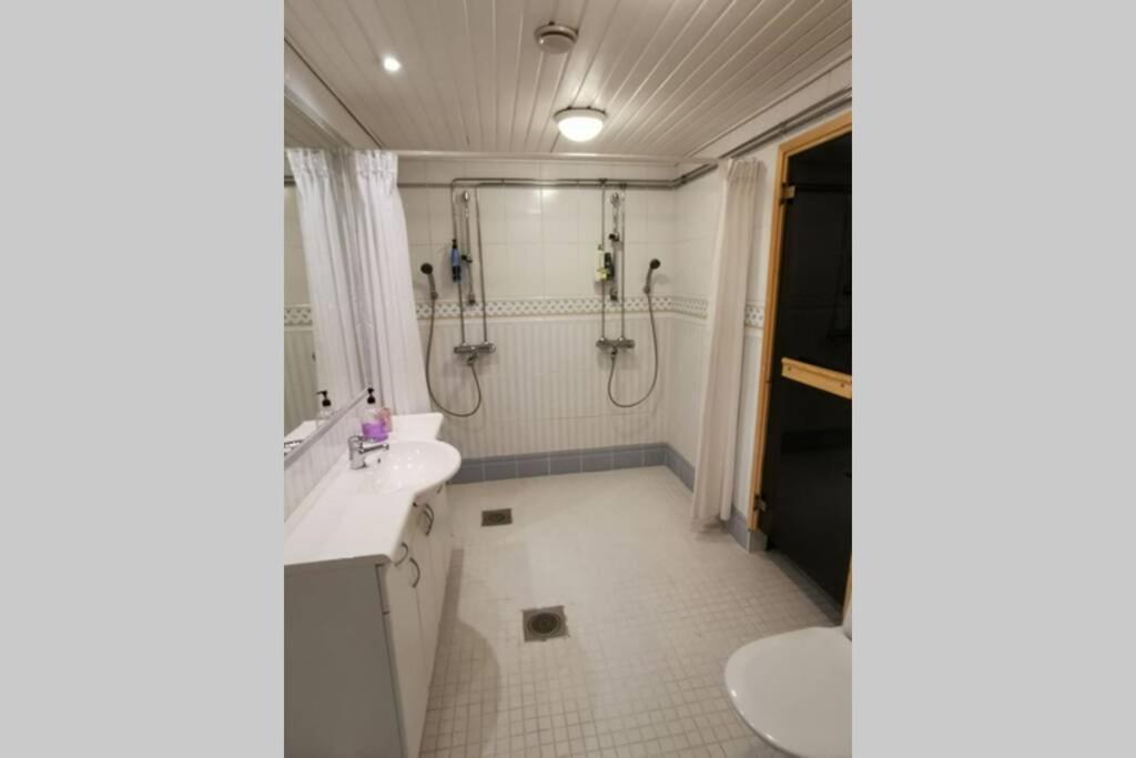 Arctic Circle Tranquillity Villa โรวานิเอมิ ภายนอก รูปภาพ